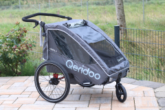 Qeridoo QUPA 2 2023 Buggy und Fahrradanhänger für 2 (Foto: Testsieger.de)