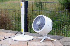 Eines der Highlights: Der FlexBreeze lässt sich ganz einfach vom Stand- in einen Tischventilator verwandeln. (Foto: Testsieger.de)