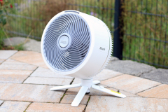 Shark FlexBreeze Ventilator FA220EU: Als Standventilator benötigt der FlexBreeze einiges an Platz. (Foto: Testsieger.de)