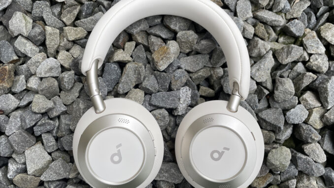 Gesamtaufnahme der Soundcore Space One Pro (Foto: Testsieger.de)