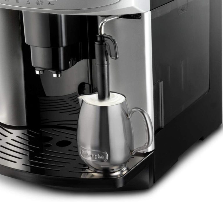 De'Longhi Magnifica ESAM 3200.S Kaffeevollautomat Mit ...